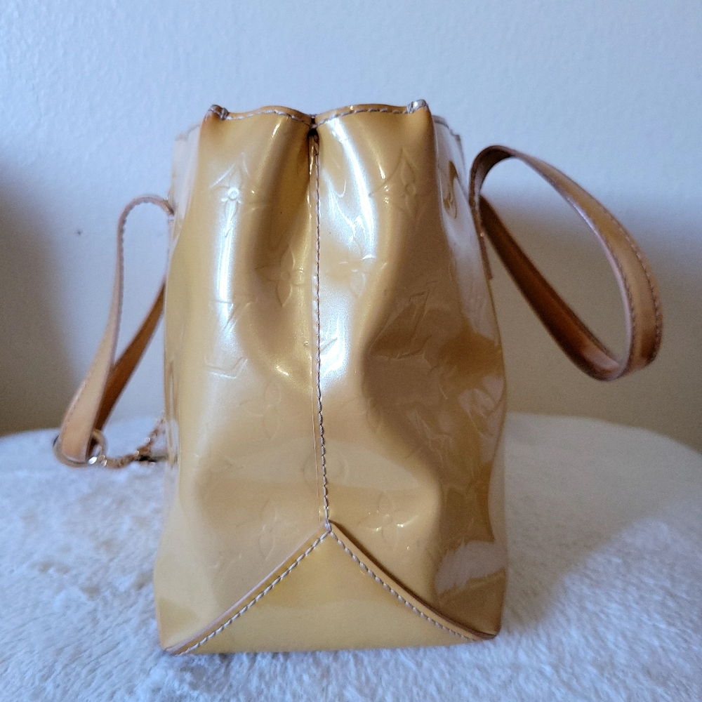 Louis Vuitton Wilshire Vernis Bag - Picture 8 of 12